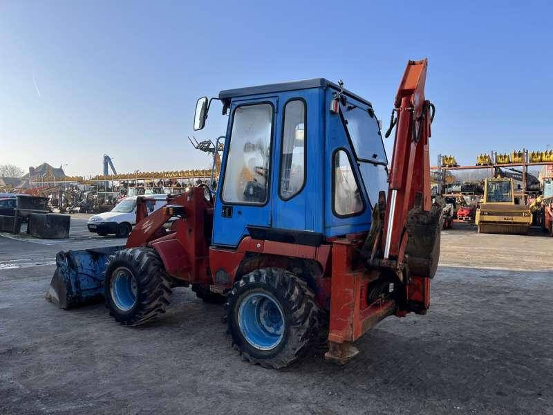 Kubota R520 - Rovokopač-utovarivač: slika Kubota R520 - Rovokopač-utovarivač Kubota R520 - Rovokopač-utovarivač: slika Kubota R520 - Rovokopač-utovarivač