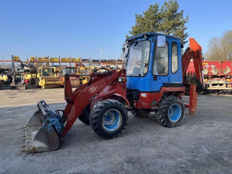Kubota R520 - Rovokopač-utovarivač: slika Kubota R520 - Rovokopač-utovarivač Kubota R520 - Rovokopač-utovarivač: slika Kubota R520 - Rovokopač-utovarivač