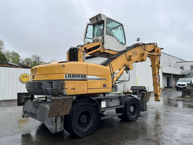 Liebherr A316 LITRONIC - Stroj za rukovanje otpadom: slika Liebherr A316 LITRONIC - Stroj za rukovanje otpadom Liebherr A316 LITRONIC - Stroj za rukovanje otpadom: slika Liebherr A316 LITRONIC - Stroj za rukovanje otpadom