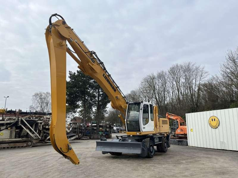 Liebherr A924C LITRONIC - Stroj za rukovanje otpadom: slika Liebherr A924C LITRONIC - Stroj za rukovanje otpadom Liebherr A924C LITRONIC - Stroj za rukovanje otpadom: slika Liebherr A924C LITRONIC - Stroj za rukovanje otpadom