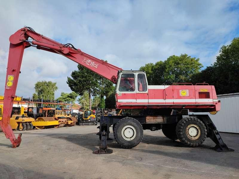 Liebherr A942 - Stroj za rukovanje otpadom: slika Liebherr A942 - Stroj za rukovanje otpadom Liebherr A942 - Stroj za rukovanje otpadom: slika Liebherr A942 - Stroj za rukovanje otpadom