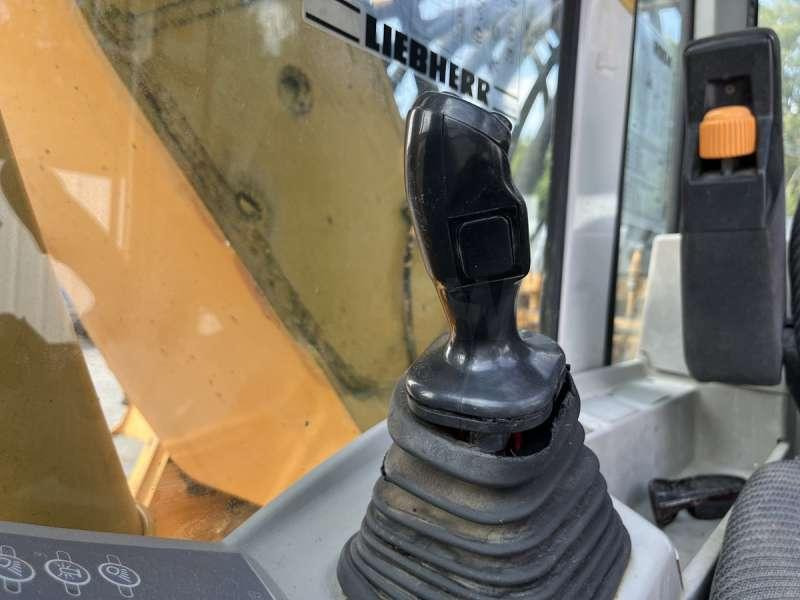 Bager gusjeničar Liebherr R904HDSL: slika Bager gusjeničar Liebherr R904HDSL