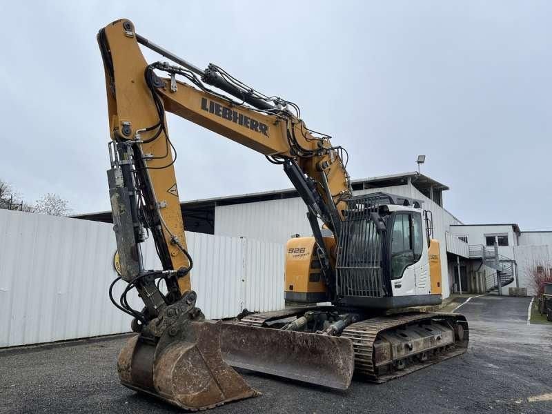 Liebherr R926 COMPACT - Bager gusjeničar: slika Liebherr R926 COMPACT - Bager gusjeničar Liebherr R926 COMPACT - Bager gusjeničar: slika Liebherr R926 COMPACT - Bager gusjeničar