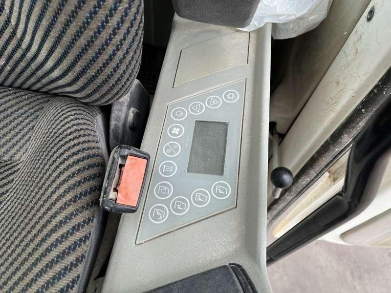 Zakup Liebherr R944C LC LITRONIC Liebherr R944C LC LITRONIC: slika Zakup Liebherr R944C LC LITRONIC Liebherr R944C LC LITRONIC