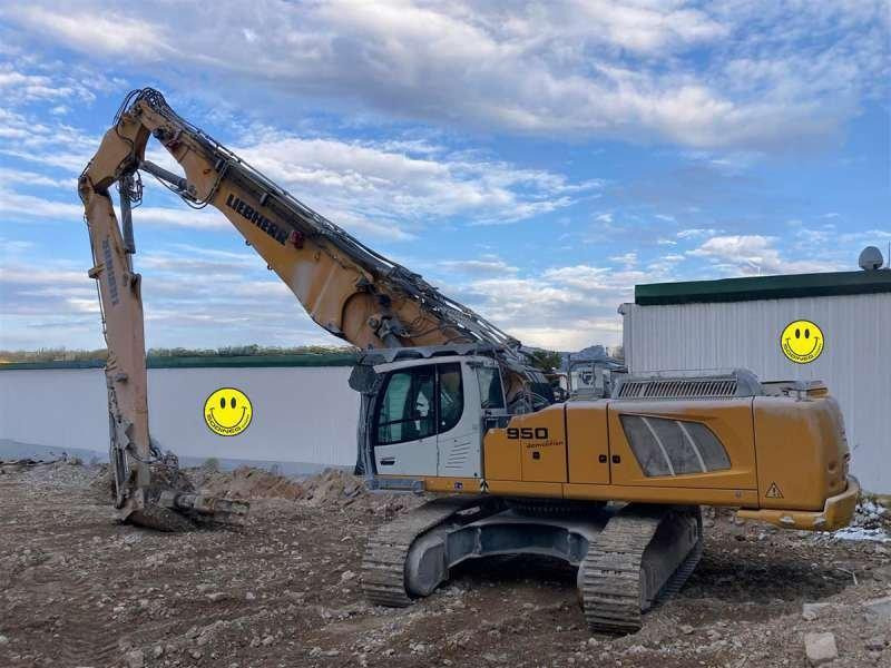 Liebherr R950 HD - Bager za rušenje: slika Liebherr R950 HD - Bager za rušenje Liebherr R950 HD - Bager za rušenje: slika Liebherr R950 HD - Bager za rušenje