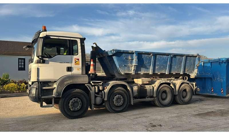 MAN TGS 35.460 8X4 - Kamion s kukastom dizalicom: slika MAN TGS 35.460 8X4 - Kamion s kukastom dizalicom MAN TGS 35.460 8X4 - Kamion s kukastom dizalicom: slika MAN TGS 35.460 8X4 - Kamion s kukastom dizalicom