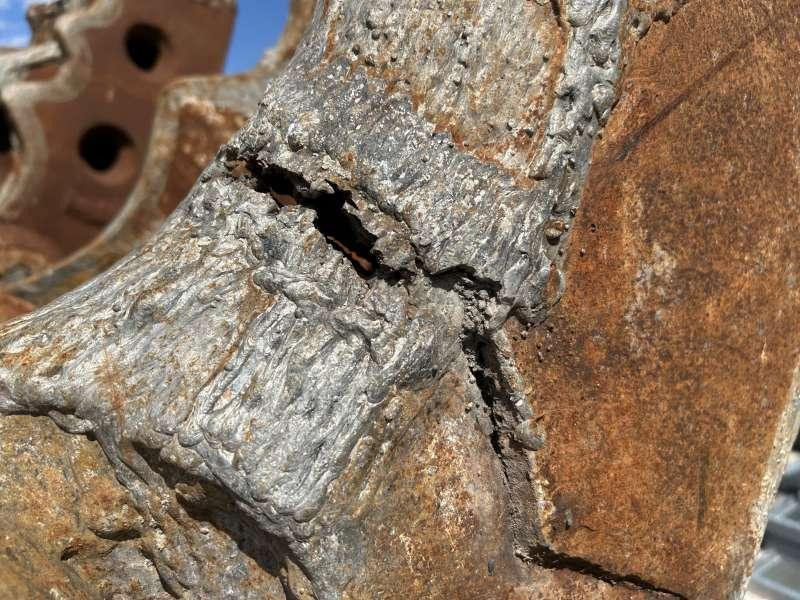 Škare za rušenje MONTABERT Lot 2 Croc Béton: slika Škare za rušenje MONTABERT Lot 2 Croc Béton Škare za rušenje MONTABERT Lot 2 Croc Béton: slika Škare za rušenje MONTABERT Lot 2 Croc Béton