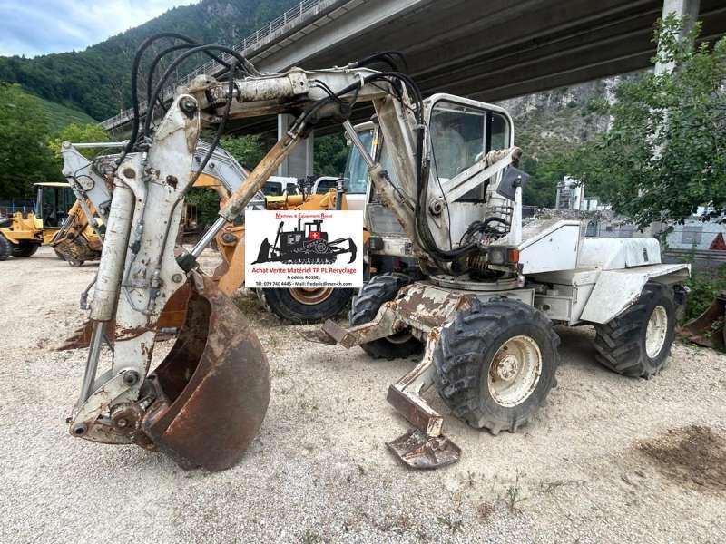Mecalac Pelle sur Pneus 8CXI - Bager na kotačima: slika Mecalac Pelle sur Pneus 8CXI - Bager na kotačima Mecalac Pelle sur Pneus 8CXI - Bager na kotačima: slika Mecalac Pelle sur Pneus 8CXI - Bager na kotačima