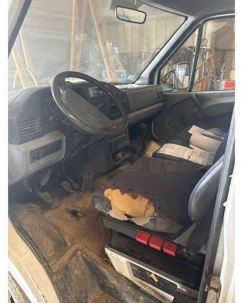 Šprica za emulziju Mercedes 410 A EMULSION + TREMI GRAVILLON: slika Šprica za emulziju Mercedes 410 A EMULSION + TREMI GRAVILLON