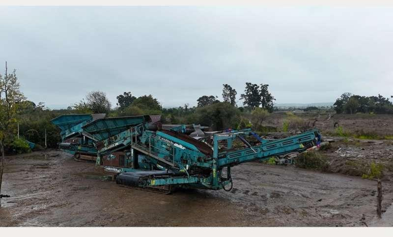 Powerscreen Warrior 1400 - Screener: slika Powerscreen Warrior 1400 - Screener Powerscreen Warrior 1400 - Screener: slika Powerscreen Warrior 1400 - Screener