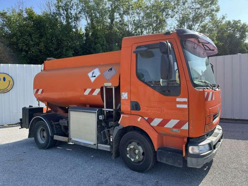 Renault Camion Citerne MIDLUM 180 DCI - Kamion cisterna: slika Renault Camion Citerne MIDLUM 180 DCI - Kamion cisterna Renault Camion Citerne MIDLUM 180 DCI - Kamion cisterna: slika Renault Camion Citerne MIDLUM 180 DCI - Kamion cisterna