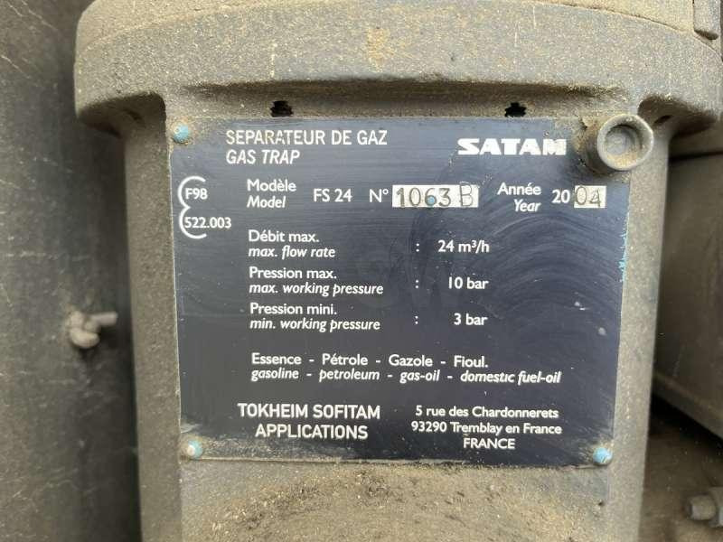 Kamion cisterna Renault MIDLUM 180 DCI: slika Kamion cisterna Renault MIDLUM 180 DCI Kamion cisterna Renault MIDLUM 180 DCI: slika Kamion cisterna Renault MIDLUM 180 DCI