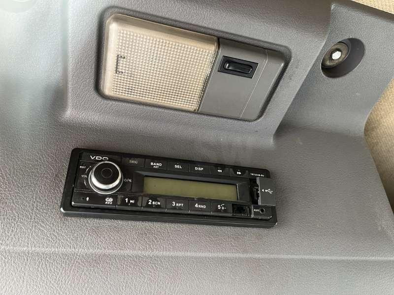 Kamion cisterna Renault MIDLUM 180 DCI: slika Kamion cisterna Renault MIDLUM 180 DCI Kamion cisterna Renault MIDLUM 180 DCI: slika Kamion cisterna Renault MIDLUM 180 DCI