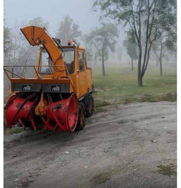 Rolba R200 - Vozilo za čišćenje snijega: slika Rolba R200 - Vozilo za čišćenje snijega Rolba R200 - Vozilo za čišćenje snijega: slika Rolba R200 - Vozilo za čišćenje snijega