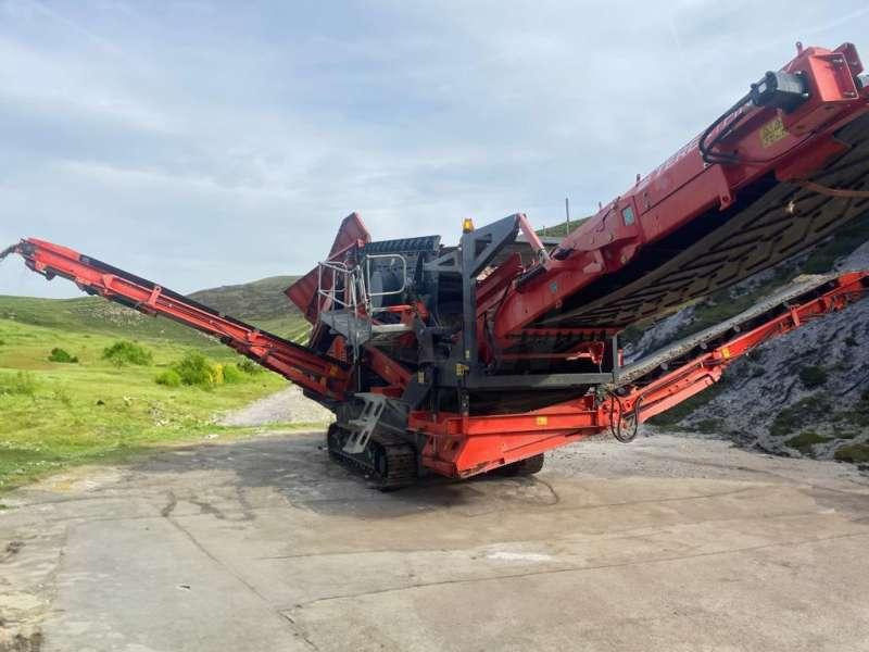 Terex FINLAY 873 SPALEK - Screener: slika Terex FINLAY 873 SPALEK - Screener Terex FINLAY 873 SPALEK - Screener: slika Terex FINLAY 873 SPALEK - Screener