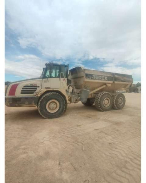 Terex TA30 - Zglobni istovarivač: slika Terex TA30 - Zglobni istovarivač Terex TA30 - Zglobni istovarivač: slika Terex TA30 - Zglobni istovarivač