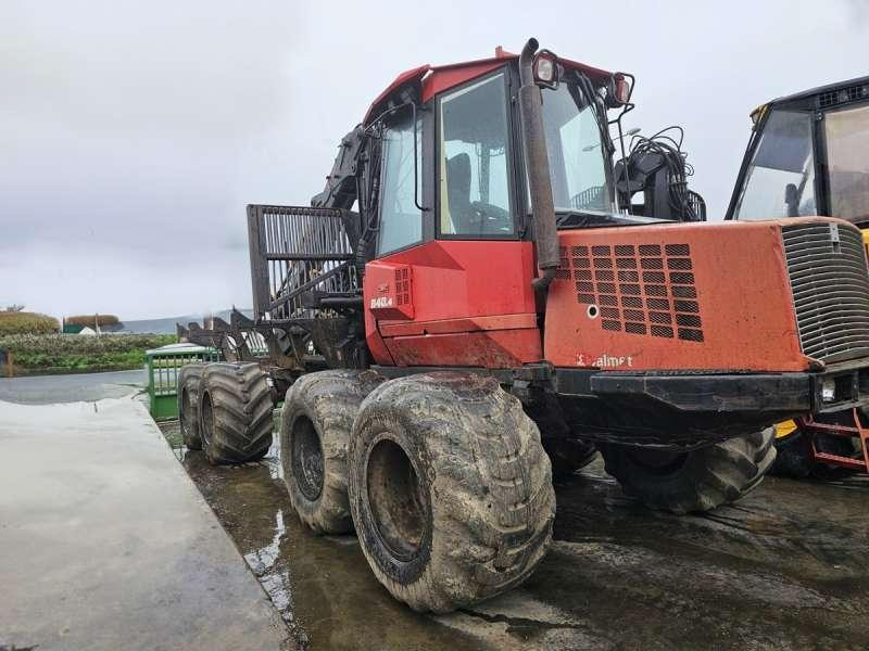 VALMET 840.4 - Traktor za šumarstvo: slika VALMET 840.4 - Traktor za šumarstvo VALMET 840.4 - Traktor za šumarstvo: slika VALMET 840.4 - Traktor za šumarstvo