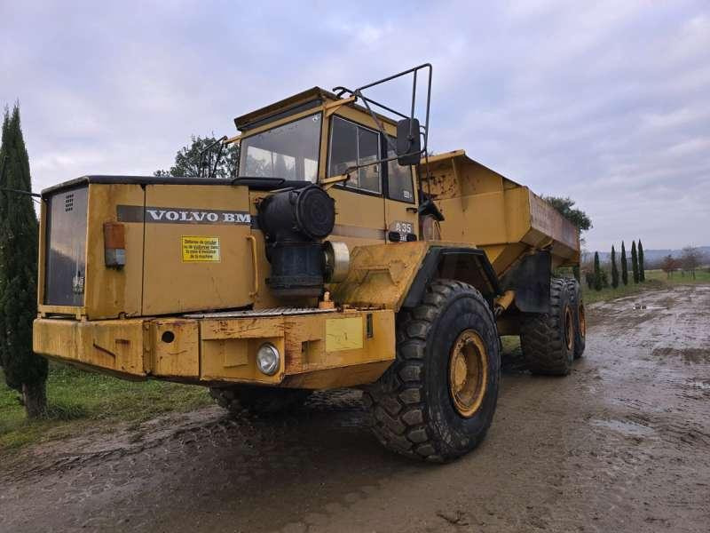 Volvo A35 6X6 - Zglobni istovarivač: slika Volvo A35 6X6 - Zglobni istovarivač Volvo A35 6X6 - Zglobni istovarivač: slika Volvo A35 6X6 - Zglobni istovarivač