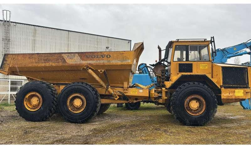 Volvo A35 6X6 - Zglobni istovarivač: slika Volvo A35 6X6 - Zglobni istovarivač Volvo A35 6X6 - Zglobni istovarivač: slika Volvo A35 6X6 - Zglobni istovarivač