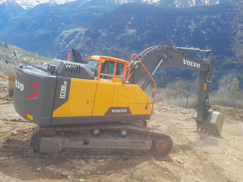 Volvo EC220ENH - Bager gusjeničar: slika Volvo EC220ENH - Bager gusjeničar Volvo EC220ENH - Bager gusjeničar: slika Volvo EC220ENH - Bager gusjeničar