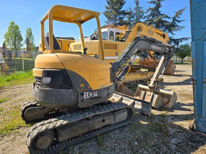 Volvo ECR38 - Mini bager: slika Volvo ECR38 - Mini bager Volvo ECR38 - Mini bager: slika Volvo ECR38 - Mini bager