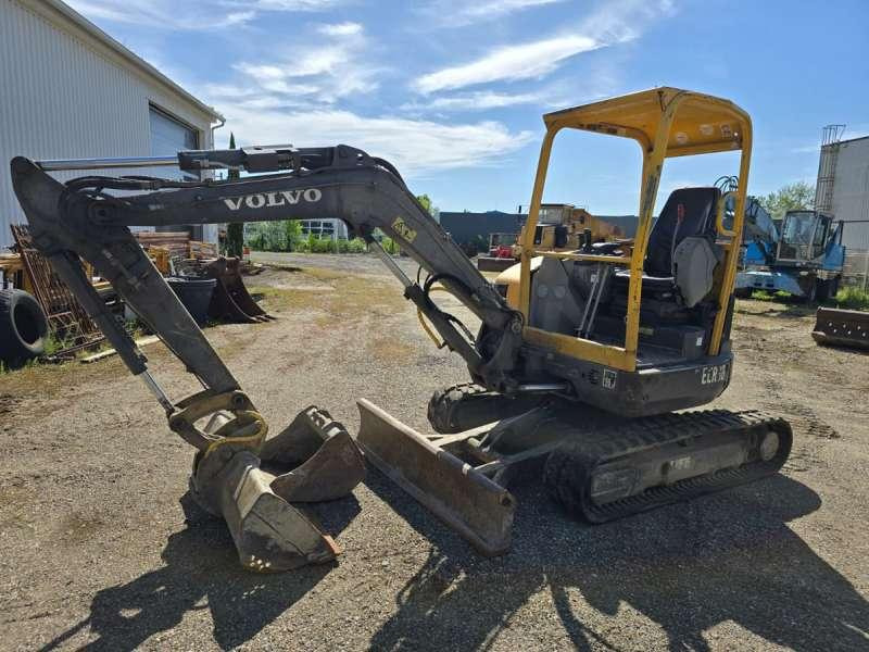 Volvo ECR38 - Mini bager: slika Volvo ECR38 - Mini bager Volvo ECR38 - Mini bager: slika Volvo ECR38 - Mini bager