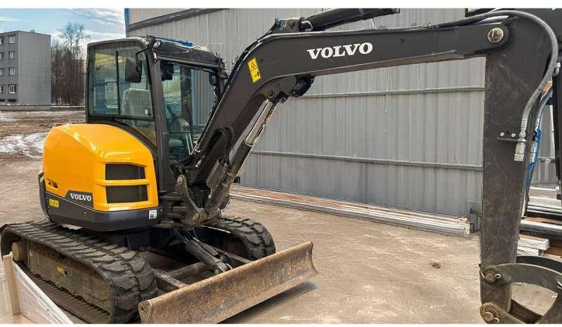 Volvo ECR50D - Mini bager: slika Volvo ECR50D - Mini bager Volvo ECR50D - Mini bager: slika Volvo ECR50D - Mini bager