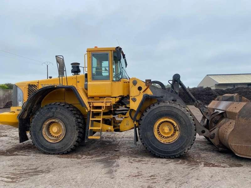 Volvo L180E - Utovarivač na kotačima: slika Volvo L180E - Utovarivač na kotačima Volvo L180E - Utovarivač na kotačima: slika Volvo L180E - Utovarivač na kotačima