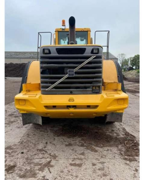 Volvo L180E - Utovarivač na kotačima: slika Volvo L180E - Utovarivač na kotačima Volvo L180E - Utovarivač na kotačima: slika Volvo L180E - Utovarivač na kotačima