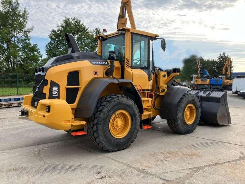Volvo L90H - Utovarivač na kotačima: slika Volvo L90H - Utovarivač na kotačima Volvo L90H - Utovarivač na kotačima: slika Volvo L90H - Utovarivač na kotačima
