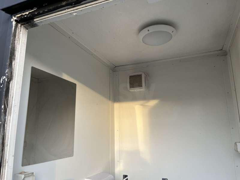 Građevinski kontejner WC: slika Građevinski kontejner WC