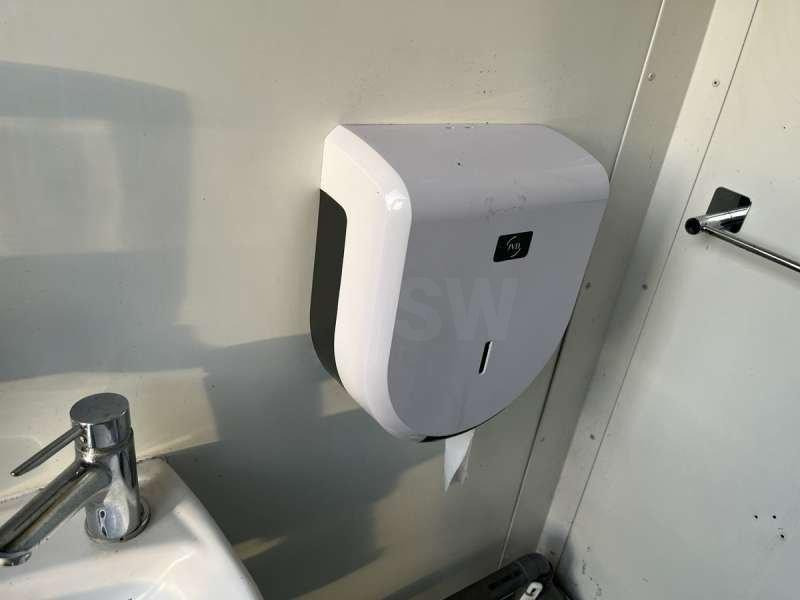 Građevinski kontejner WC: slika Građevinski kontejner WC