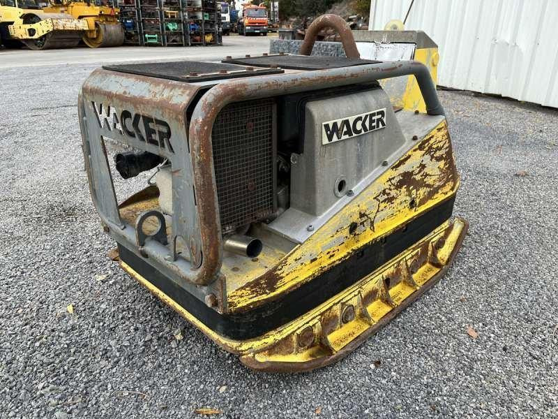 Wacker Plaques Vibrantes DPU7060SC - Vibro ploča: slika Wacker Plaques Vibrantes DPU7060SC - Vibro ploča Wacker Plaques Vibrantes DPU7060SC - Vibro ploča: slika Wacker Plaques Vibrantes DPU7060SC - Vibro ploča