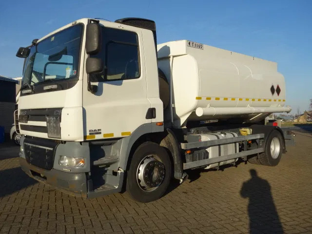 DAF CF 360 13000 LITER MANUAL GEARBOX EURO5 - Kamion cisterna: slika DAF CF 360 13000 LITER MANUAL GEARBOX EURO5 - Kamion cisterna DAF CF 360 13000 LITER MANUAL GEARBOX EURO5 - Kamion cisterna: slika DAF CF 360 13000 LITER MANUAL GEARBOX EURO5 - Kamion cisterna