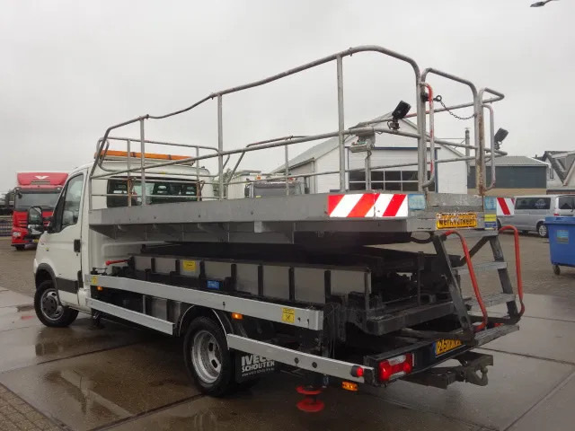 Iveco Daily 40C15 SKY WORKER PLATFORM - Dostavno vozilo: slika Iveco Daily 40C15 SKY WORKER PLATFORM - Dostavno vozilo Iveco Daily 40C15 SKY WORKER PLATFORM - Dostavno vozilo: slika Iveco Daily 40C15 SKY WORKER PLATFORM - Dostavno vozilo
