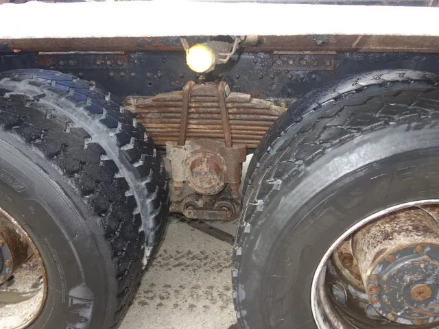 MAN 35-364 8X4 - Kamion s kukastom dizalicom: slika MAN 35-364 8X4 - Kamion s kukastom dizalicom MAN 35-364 8X4 - Kamion s kukastom dizalicom: slika MAN 35-364 8X4 - Kamion s kukastom dizalicom