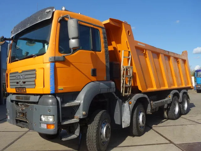 MAN TGA 41-440 8X6 MANUAL GEARBOX 22M3 MEILLER TIPPER - Kiper: slika MAN TGA 41-440 8X6 MANUAL GEARBOX 22M3 MEILLER TIPPER - Kiper MAN TGA 41-440 8X6 MANUAL GEARBOX 22M3 MEILLER TIPPER - Kiper: slika MAN TGA 41-440 8X6 MANUAL GEARBOX 22M3 MEILLER TIPPER - Kiper