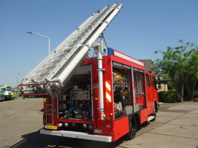 Mercedes-Benz Atego 1326 ziegler pump - Vatrogasno vozilo: slika Mercedes-Benz Atego 1326 ziegler pump - Vatrogasno vozilo Mercedes-Benz Atego 1326 ziegler pump - Vatrogasno vozilo: slika Mercedes-Benz Atego 1326 ziegler pump - Vatrogasno vozilo