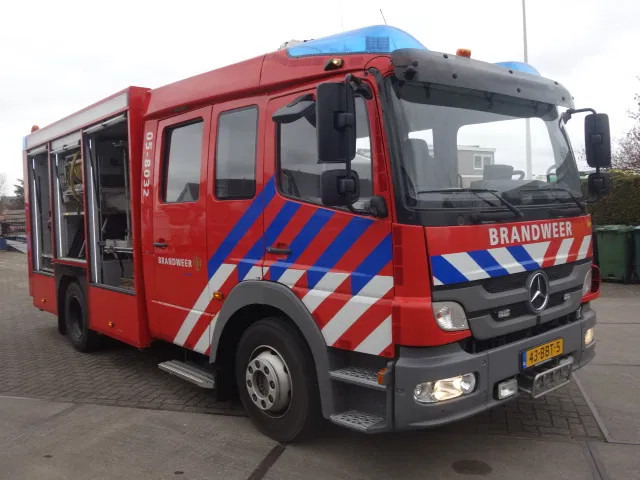 Mercedes-Benz Atego 1426 ZIEGLER 2000 LITER EURO 5 - Vatrogasno vozilo: slika Mercedes-Benz Atego 1426 ZIEGLER 2000 LITER EURO 5 - Vatrogasno vozilo Mercedes-Benz Atego 1426 ZIEGLER 2000 LITER EURO 5 - Vatrogasno vozilo: slika Mercedes-Benz Atego 1426 ZIEGLER 2000 LITER EURO 5 - Vatrogasno vozilo