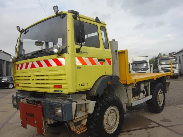 Renault TRM 4X4 MET HYDROLIEKAANSLUITING VOOR BUMPER - Kamion sandučar: slika Renault TRM 4X4 MET HYDROLIEKAANSLUITING VOOR BUMPER - Kamion sandučar Renault TRM 4X4 MET HYDROLIEKAANSLUITING VOOR BUMPER - Kamion sandučar: slika Renault TRM 4X4 MET HYDROLIEKAANSLUITING VOOR BUMPER - Kamion sandučar