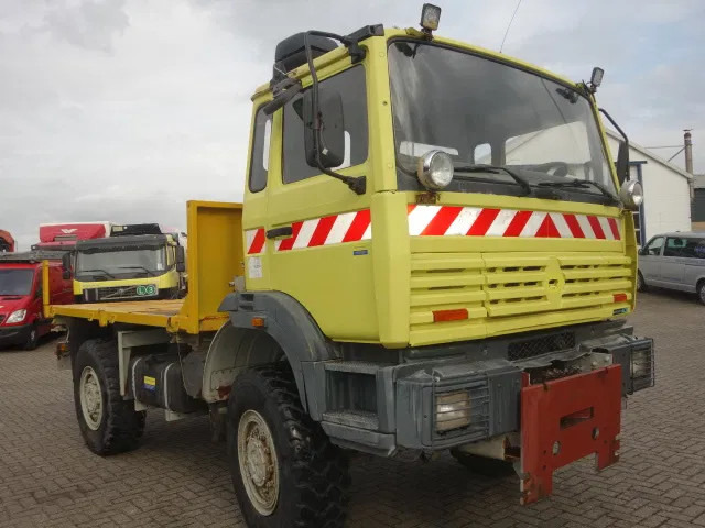 Renault TRM 4X4 MET HYDROLIEKAANSLUITING VOOR BUMPER - Kamion sandučar: slika Renault TRM 4X4 MET HYDROLIEKAANSLUITING VOOR BUMPER - Kamion sandučar Renault TRM 4X4 MET HYDROLIEKAANSLUITING VOOR BUMPER - Kamion sandučar: slika Renault TRM 4X4 MET HYDROLIEKAANSLUITING VOOR BUMPER - Kamion sandučar