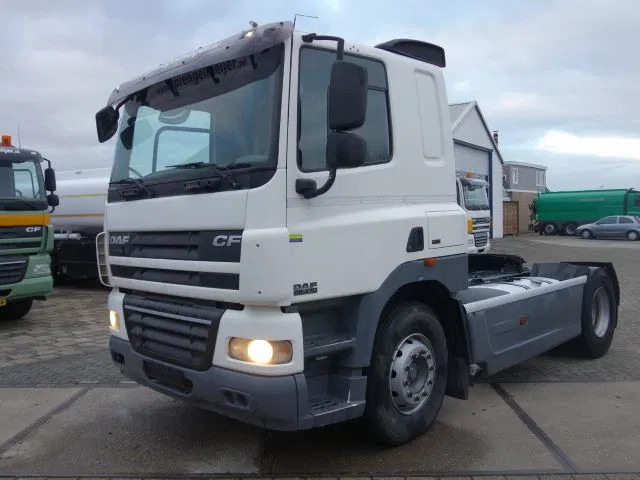 DAF CF 410 - Tegljač: slika DAF CF 410 - Tegljač DAF CF 410 - Tegljač: slika DAF CF 410 - Tegljač