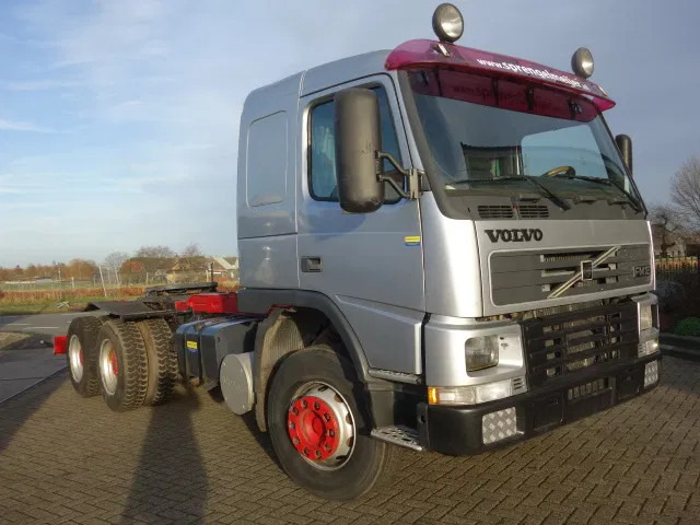 Tegljač Volvo FM 12.420 6x4 steelsprings: slika Tegljač Volvo FM 12.420 6x4 steelsprings