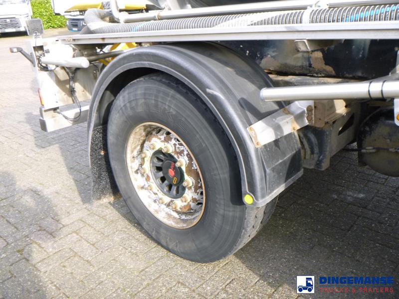 Burg Food tank inox 30.3 m3 / 3 comp - Poluprikolica cisterna: slika Burg Food tank inox 30.3 m3 / 3 comp - Poluprikolica cisterna Burg Food tank inox 30.3 m3 / 3 comp - Poluprikolica cisterna: slika Burg Food tank inox 30.3 m3 / 3 comp - Poluprikolica cisterna