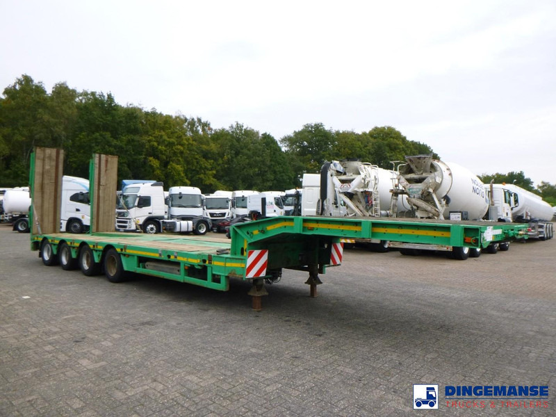 Faymonville 4-axle semi-lowbed trailer 65 t + ramps ext. - Poluprikolica s niskim utovarivačem: slika Faymonville 4-axle semi-lowbed trailer 65 t + ramps ext. - Poluprikolica s niskim utovarivačem Faymonville 4-axle semi-lowbed trailer 65 t + ramps ext. - Poluprikolica s niskim utovarivačem: slika Faymonville 4-axle semi-lowbed trailer 65 t + ramps ext. - Poluprikolica s niskim utovarivačem