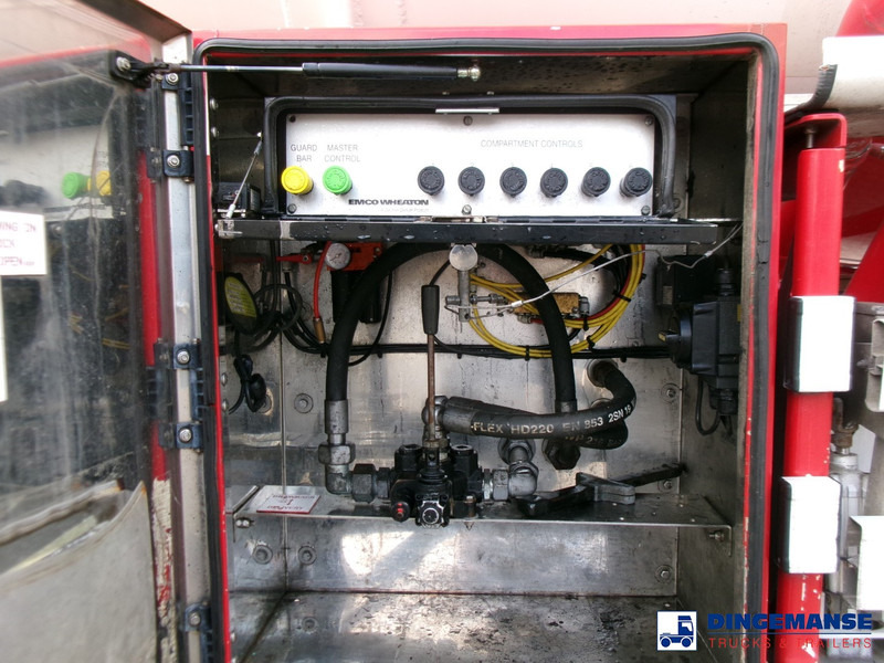 Poluprikolica cisterna Feldbinder Fuel tank alu 44.6 m3 + pump: slika Poluprikolica cisterna Feldbinder Fuel tank alu 44.6 m3 + pump