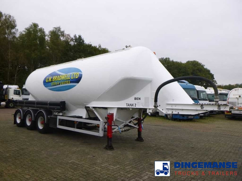 Feldbinder Powder tank alu 40 m3 / 1 comp - Poluprikolica cisterna: slika Feldbinder Powder tank alu 40 m3 / 1 comp - Poluprikolica cisterna Feldbinder Powder tank alu 40 m3 / 1 comp - Poluprikolica cisterna: slika Feldbinder Powder tank alu 40 m3 / 1 comp - Poluprikolica cisterna