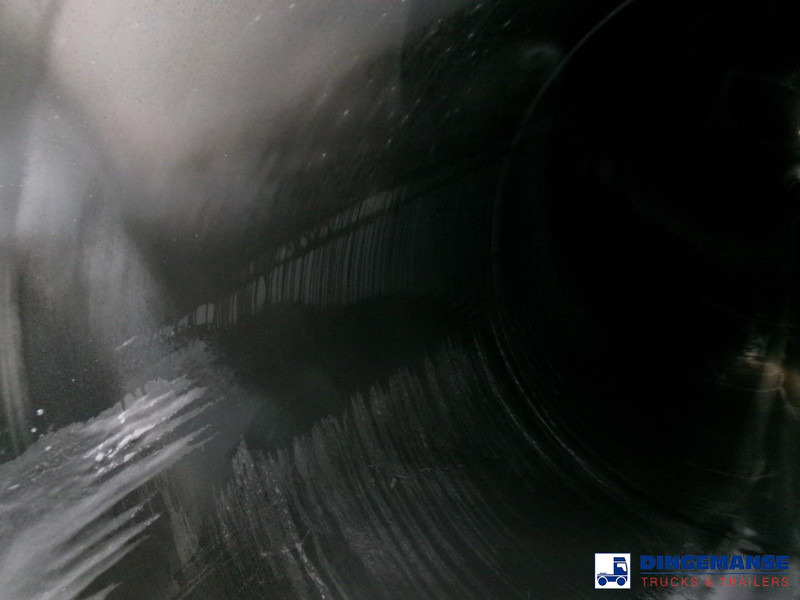 Poluprikolica cisterna Feldbinder Powder tank alu 41 m3 (tipping): slika Poluprikolica cisterna Feldbinder Powder tank alu 41 m3 (tipping)