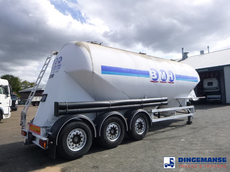 Heil / ZVVZ Powder tank alu 40 m3 / 1 comp - Poluprikolica cisterna: slika Heil / ZVVZ Powder tank alu 40 m3 / 1 comp - Poluprikolica cisterna Heil / ZVVZ Powder tank alu 40 m3 / 1 comp - Poluprikolica cisterna: slika Heil / ZVVZ Powder tank alu 40 m3 / 1 comp - Poluprikolica cisterna