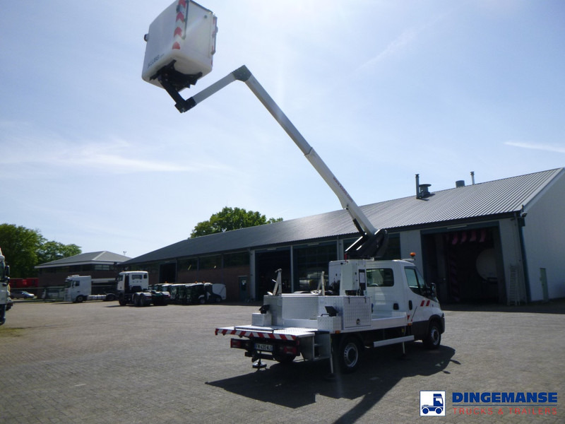 Iveco Daily 35-140 4x2 Euro 6 Klubb K26 manlift - Podizna platforma: slika Iveco Daily 35-140 4x2 Euro 6 Klubb K26 manlift - Podizna platforma Iveco Daily 35-140 4x2 Euro 6 Klubb K26 manlift - Podizna platforma: slika Iveco Daily 35-140 4x2 Euro 6 Klubb K26 manlift - Podizna platforma